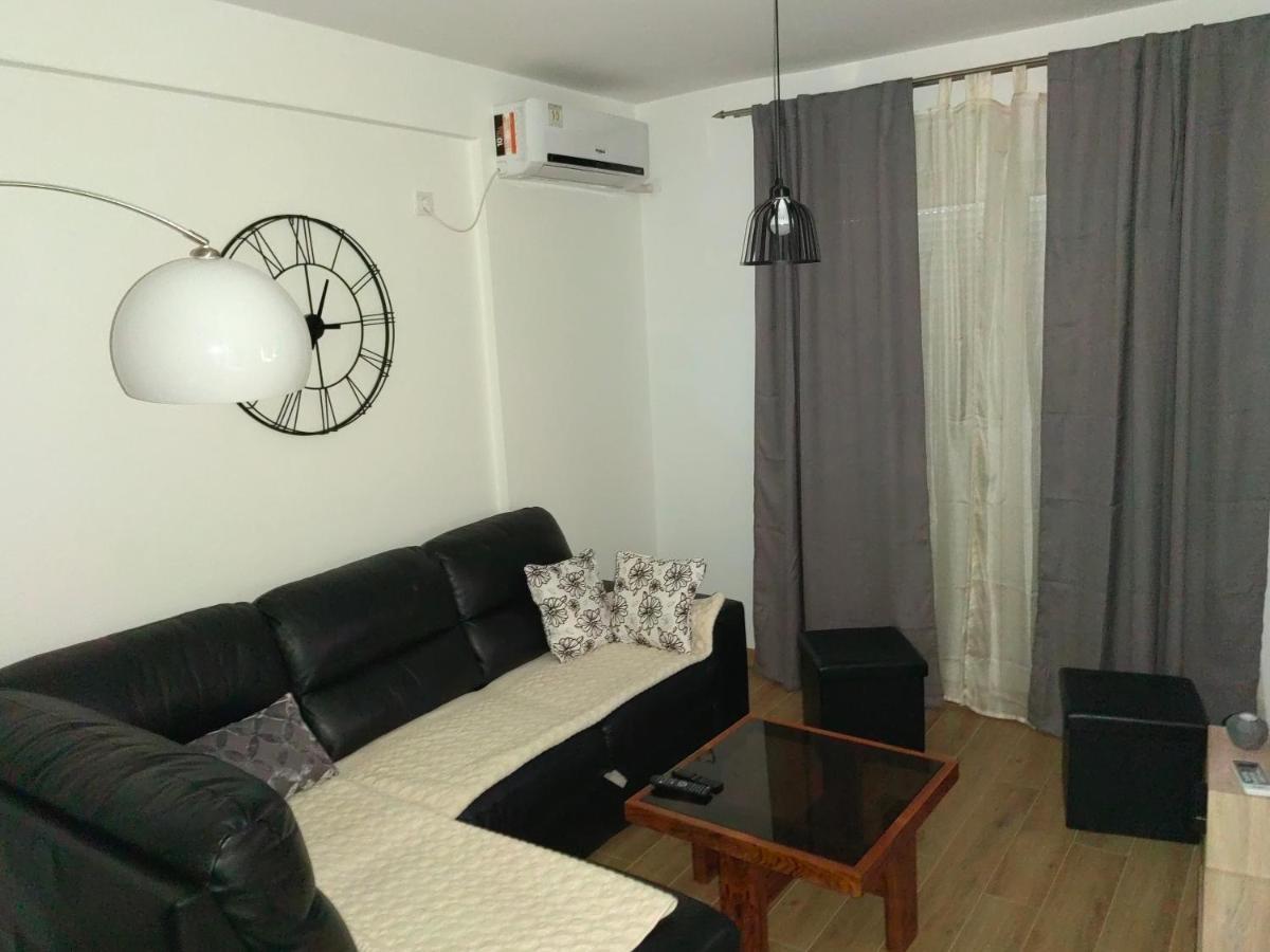 Stan na dan Niksic Apartment Bagian luar foto